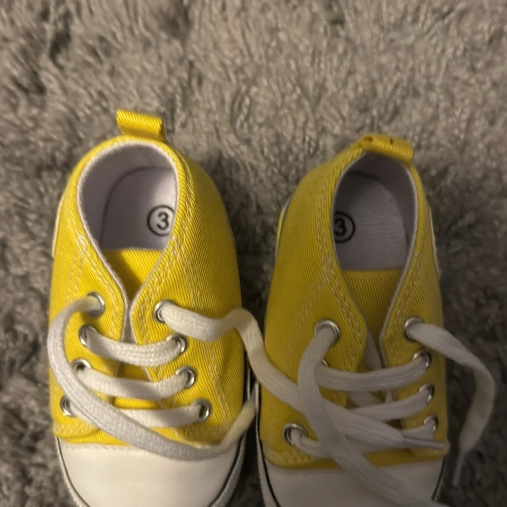 NWOT Baby Girl or Boy High Top Yellow Sneakers